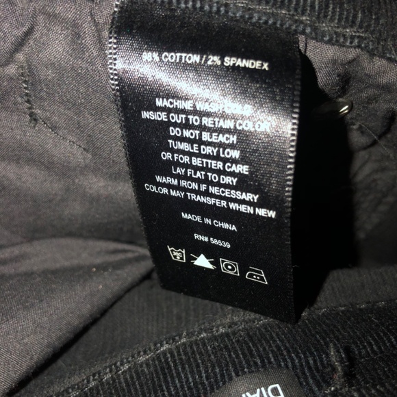 SALE Like New Kut from the Kloth Diana stretch Corduroy skinny pant in black - Picture 6 of 6